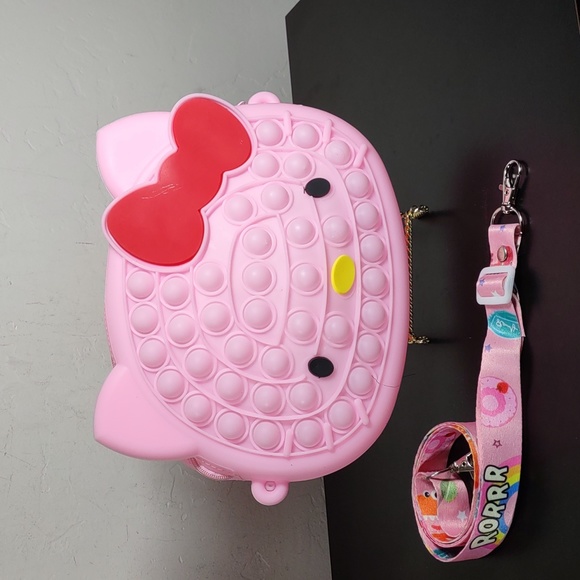 Hello Kitty Pink Silicone  Rubber" Pop-It" Purse - Picture 4 of 5